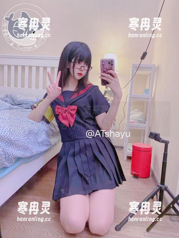 AT鲨 AT鲨的瑜伽原图,未来我也要试试,虽然目前还在名为“吃”的瑜伽状态。