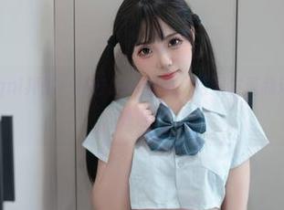 尝试跟Bangni邦尼一样去cos姐姐，结果发现我连头发都难以处理…