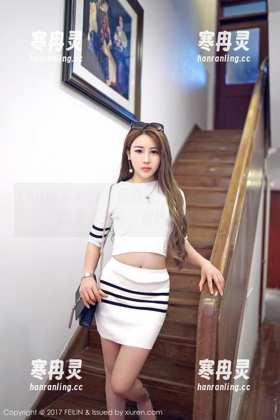 Feilin嗲囡囡-方子萱 Feilin嗲囡囡 - 最新照片!方子萱在教室的那些一瞥,视线难以挪开