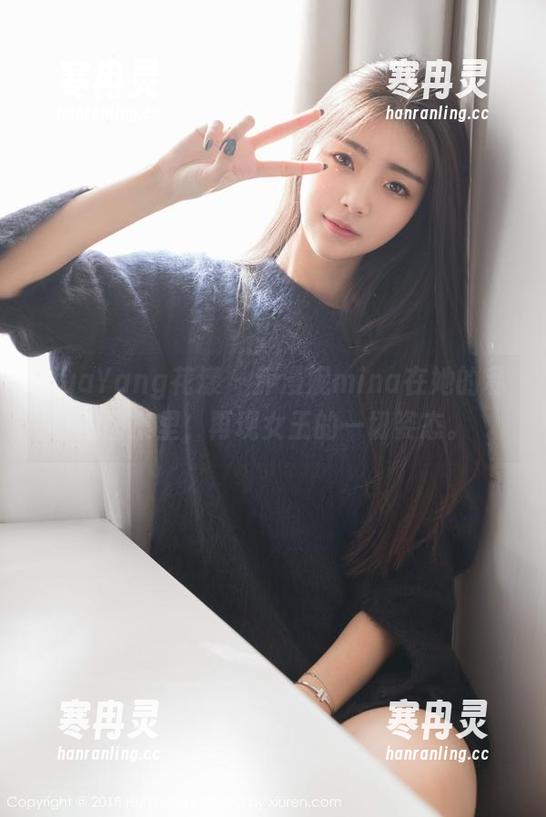 HuaYang花漾-乔漫妮mina HuaYang花漾 - 乔漫妮mina在她的私拍图集里,再现女王的一切姿态。