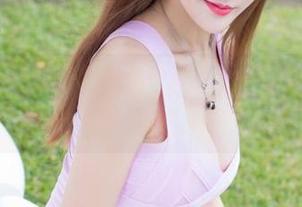 IMiss爱蜜社 - 李李七七喜喜白丝图包已更新，哪位小仙女敢说自己不想低头？