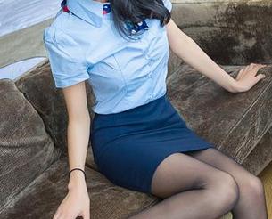 IMiss爱蜜社 - 圣诞老人的竞争对手——芝芝Booty的写真，你会更想围着她转！
