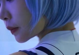 MiiTao蜜桃社 - 别再低头看手机了，李颖诗的白衬衫合集等你来观赏！