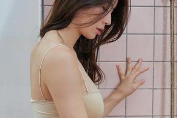 你说在户外拍写真没趣？Min.E(민이)一出手，全都变了样！