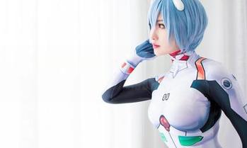 MissWarmJ的私房系列：从原图看蜘蛛格温，其实衣服挺适合别的风格的。