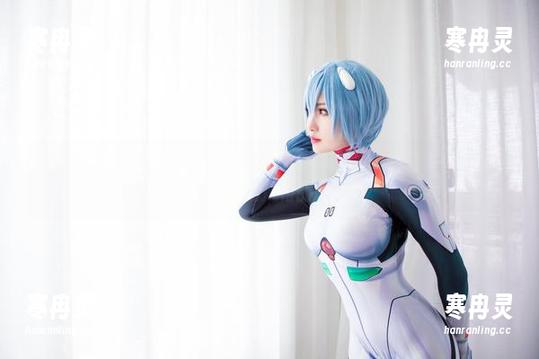 MissWarmJ MissWarmJ的私房系列:从原图看蜘蛛格温,其实衣服挺适合别的风格的。