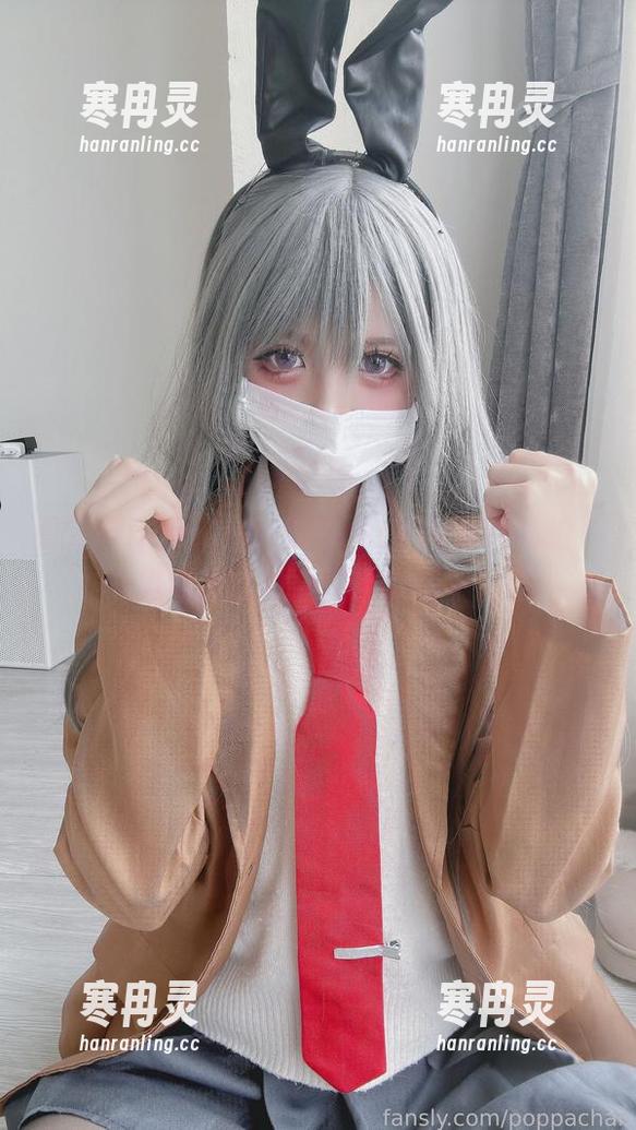 PoppaChan 看完PoppaChan的DracoBeast私拍,心里默默念叨‘这才是潮流’!