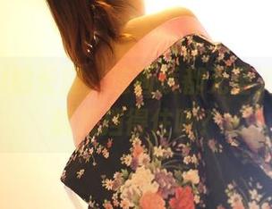 看ROSI的长腿，连画质都无圣光，你还能抵挡得住吗？