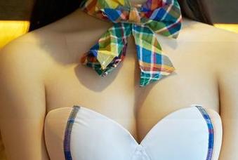 TuiGirl推女郎 - 李丽莎的写真，图包里藏了哪位“女友”呢？