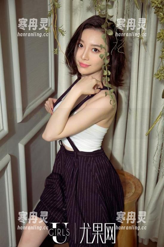 UGirls尤果网-陈雅漫 UGirls尤果网 - 陈雅漫丝袜照片合集,这里有不少小心思
