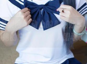UGirls尤果网 - 动心的美图分享，陈雅漫和她的白裙，太抓人眼球了。