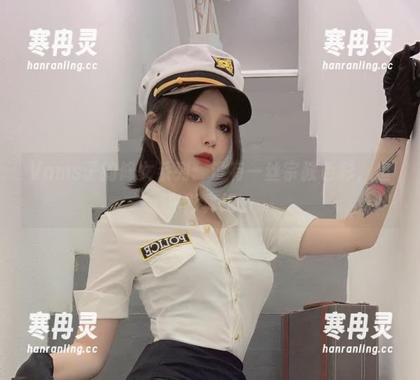 Vams子 Vams子的修女系列:没有一丝宗教色彩,但光影真绝。