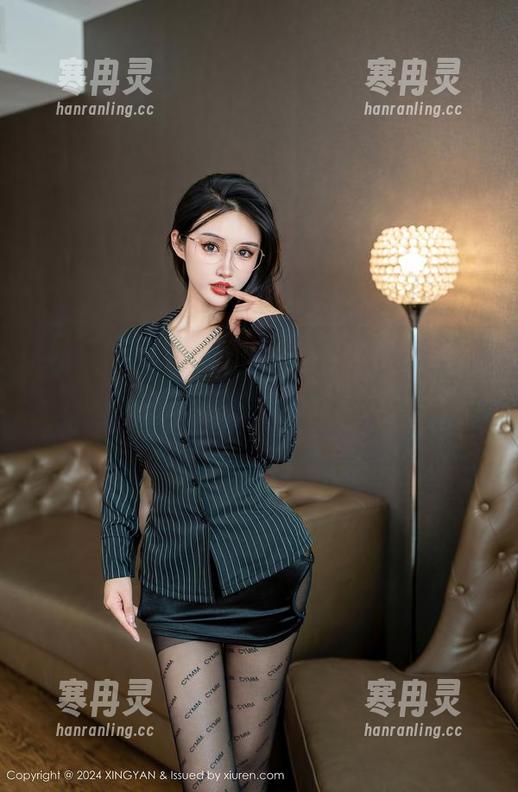 XINGYAN星颜社-张灵儿 XINGYAN星颜社 - 看张灵儿的旗袍,感谢图库让我发现了这美好,觉得自己像个老古董。