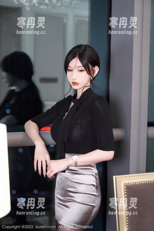 Xiuren秀人网-LindaLinda Xiuren秀人网 - 自拍界的领军人物LindaLinda,福利图包又炸裂了!