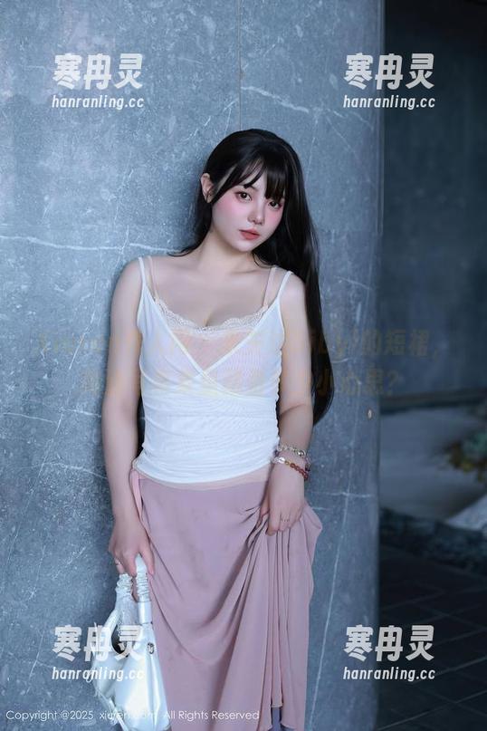 Xiuren秀人网-sibyl是女巫 Xiuren秀人网 - 来关注Sibyl的短裙,高清写真集里藏着多少小心思?