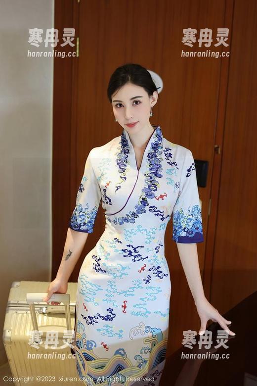 Xiuren秀人网-九千柒柒 Xiuren秀人网 - 这苗条制服妹子合集,九千柒柒果然是个有眼光的家伙,美图刷到停不下来。