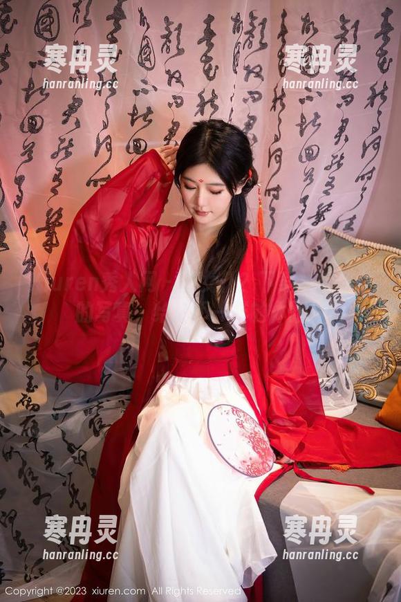 Xiuren秀人网-抖娘利世 Xiuren秀人网 - 要女仆?下载抖娘利世的写真,给你不一样的体验!