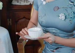 Xiuren秀人网 - 果果Nikki的海边，不只是沙子和海水，图库里的高清每一帧都在诉说！