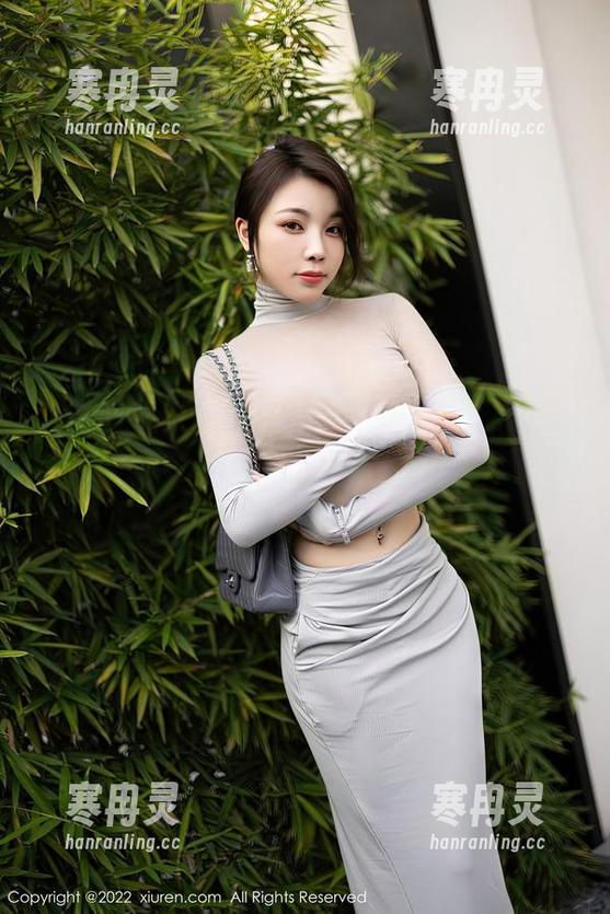 Xiuren秀人网-瑶瑶baby Xiuren秀人网 - 哇,瑶瑶baby的脚竟然差点让我忘词,资料资源该update了。