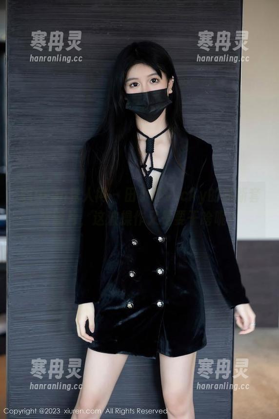 Xiuren秀人网-田小燕Vicky Xiuren秀人网 - 田小燕Vicky的最新套装图片,这波操作又是要干啥呢?