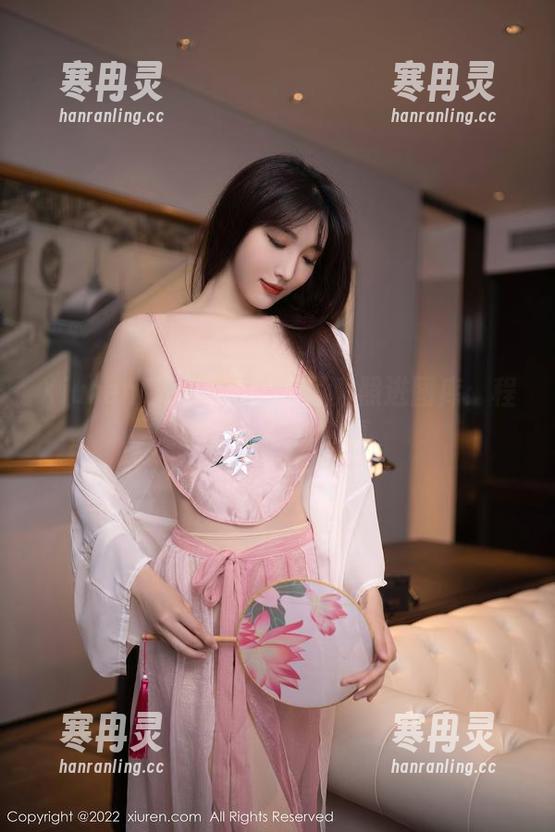 Xiuren秀人网-程程程 Xiuren秀人网 - 学姐写真照进图库:程程程的权威共享