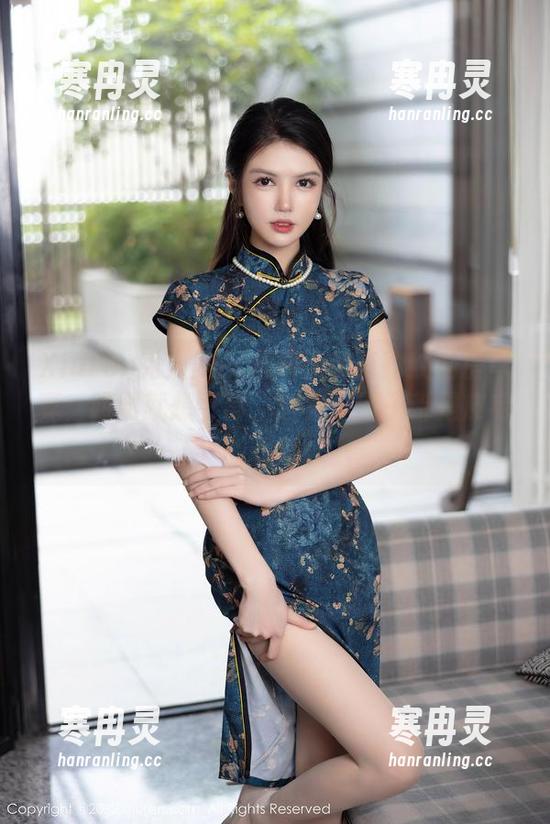 Xiuren秀人网-米妮大萌萌 Xiuren秀人网 - 米妮大萌萌豹纹私房写真,明明就想平静,结果满脑子都是皮毛的诱惑。