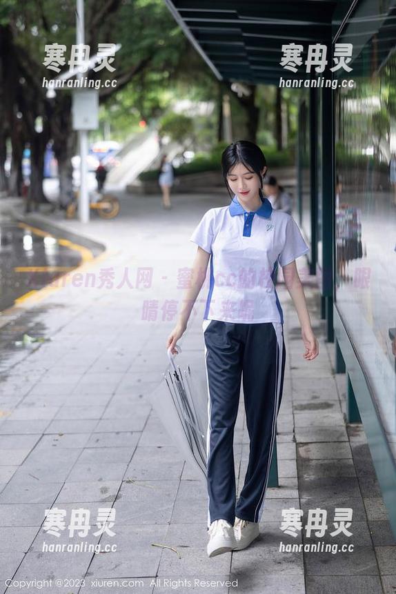 Xiuren秀人网 - 蜜桃cc的校园美图，眼睛停不下来呢