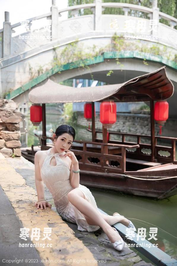 Xiuren秀人网-金悦汐 Xiuren秀人网 - 金悦汐再来一波女王气场,这张图片也太冲击了,原图却有种不一样的魔力?