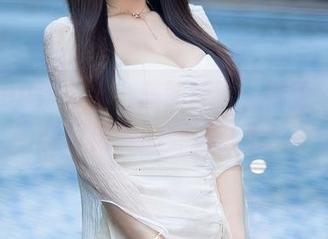 Xiuren秀人网 - 美图泛滥，陆萱雅带你见证肉丝的穿搭艺术！