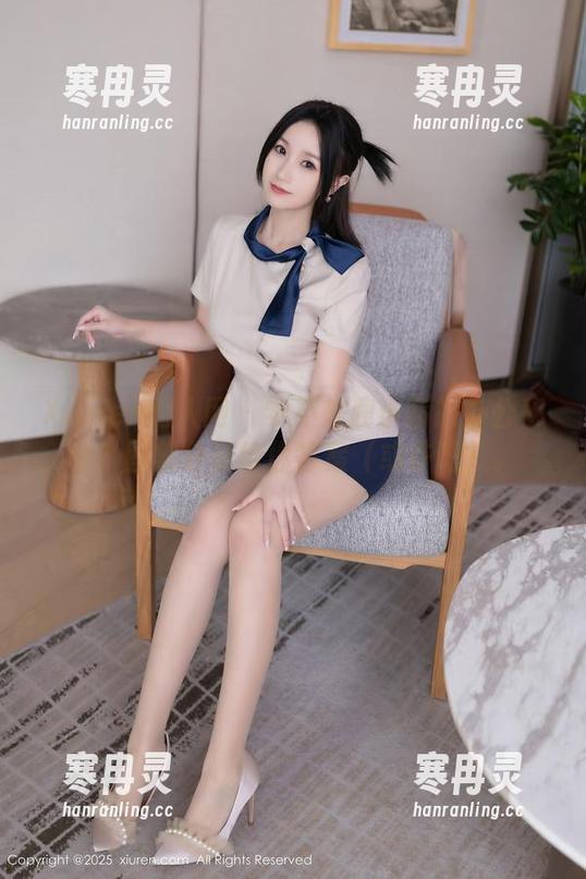 Xiuren秀人网-鹿小茜 Xiuren秀人网 - 学不来鹿小茜的办公秘诀?图集分享给你答案(或许吧)。