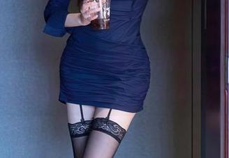 Xiuren秀人网 - 黄婧GIGI的修女写真，资源满满竟让人想入非非？