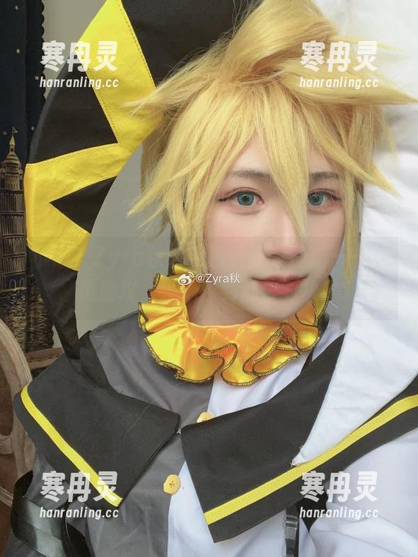 Zyra秋 小心,Zyra秋的私拍资源有诱惑——大凤助攻,轻松撩到心仪对象!