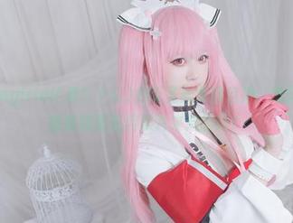 看吧，asagiriai(爱ちゃん)的无圣光常服自拍，想问一下她的服装搭配是用照片来选的吗？