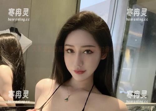 不爱笑的赛琳 微密圈 - 天下无敌的黑丝连体?不爱笑的赛琳真会玩,果断下载这套图!