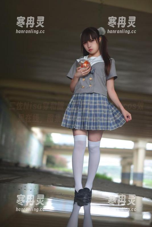 二佐Nisa 二佐Nisa穿和服,居然这么动人,cos效果在线,图集看久了一发不可收拾。