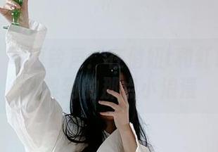 微密圈 - 写真铃声：在俏妞t和红色渔网袜中嗅到的那点小浪漫