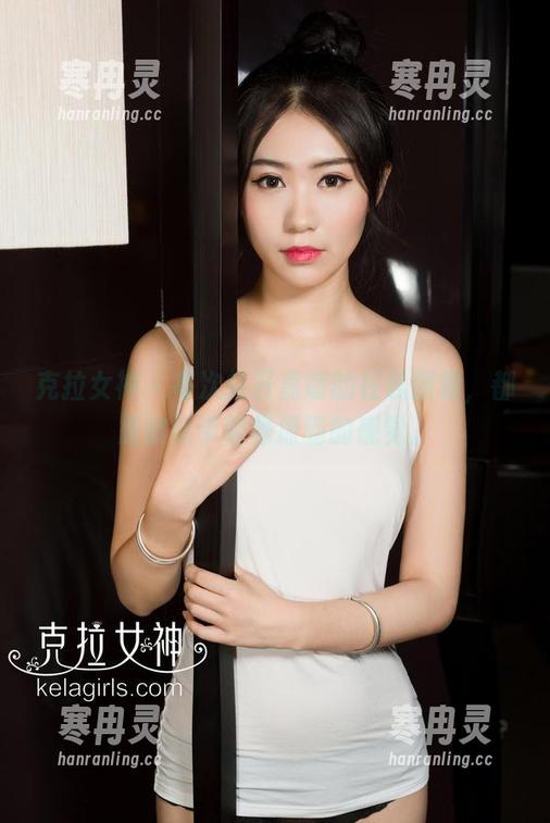 克拉女神-嘉萌 克拉女神 - 每次打开嘉萌的在线图集,都是被吊带轻松撩到的感觉。