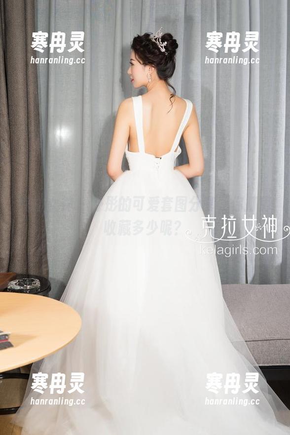 克拉女神-舒彤 克拉女神 - 舒彤的可爱套图分享,你打算收藏多少呢?