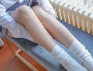兔玩映画的原图，让你看到兔女郎学姐的另一面。