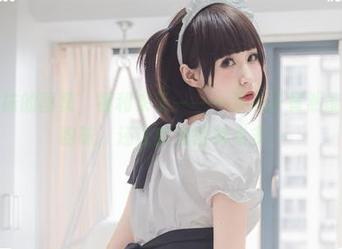 南鸽黑袜的图集，福利来了——一双袜子竟然能这么有韵味，还让我想得有点多…