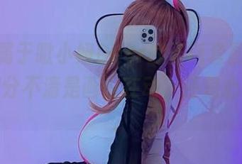 这组只属于啾小妍Deer的圣诞套图，有时候我都分不清是画面在动，还是心在跳了。