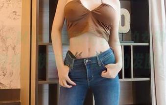 嗲囡囡 - Misty萌晰写真里的女神，今日特供，快来数一数她的发圈！