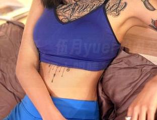 嗲囡囡 - 拜托，伍月yuer的内衣写真，真的是看得人眼睛都在发亮。