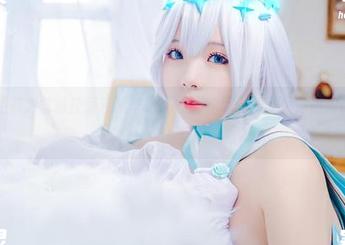 墨玉M还有力气操控爱宕机车服吗？这气场一秒入戏，更新值得一看！