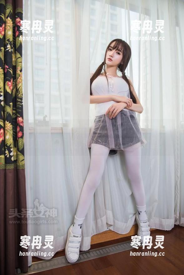 头条女神-李丽莎 头条女神 - JP的比基尼?不不,应该是李丽莎的美图,结果反而想下载到盒里!