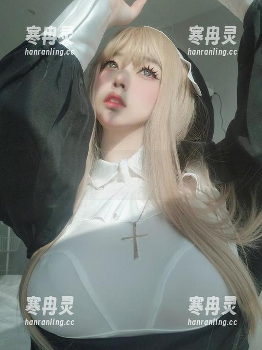 女主K 眼镜亮相,女主K更新了,准备好上头了吗?