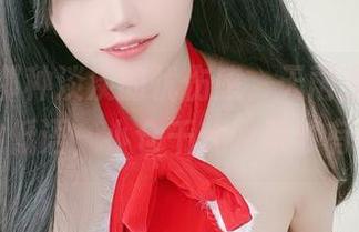 图片中那种淡淡的忧伤感，天雨亚子神似无声的低语，小仓千代w果然有一手！