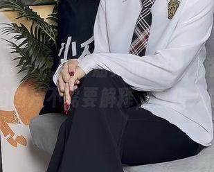 小众视觉 - 优雅与油亮的碰撞，悦悦的私拍图片不需要解释，直接入坑