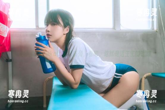 小鹿鹿shika 精选小鹿鹿shika比基尼系列,看吧,这就是活生生的诱惑