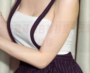 尤果网 - 在萌萌的白衬衫里，无限想象留给你